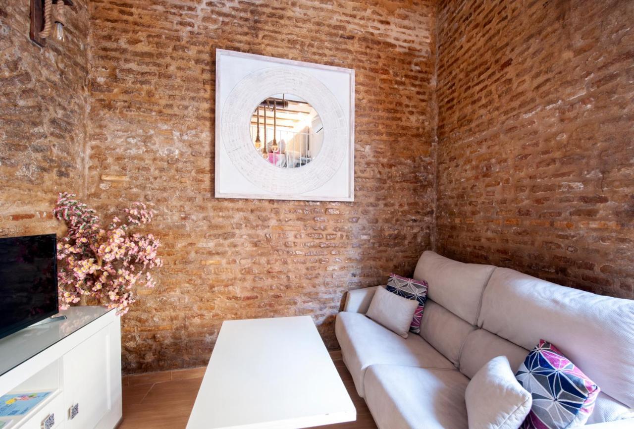 Santa Clara Chic Apartment Севілья Екстер'єр фото