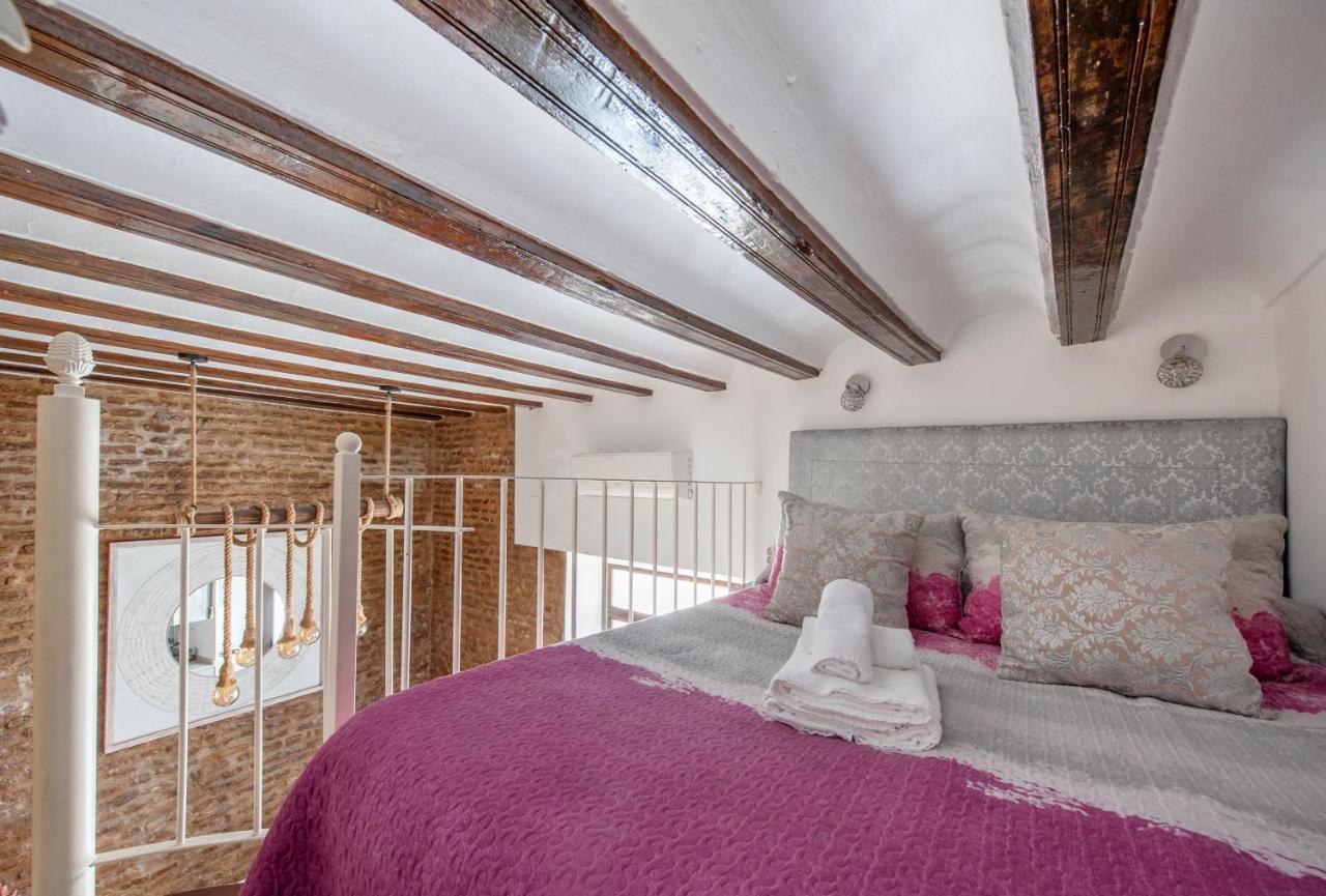 Santa Clara Chic Apartment Севілья Екстер'єр фото