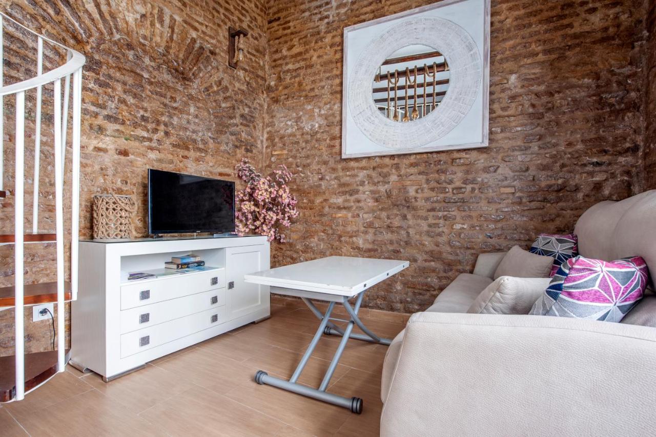 Santa Clara Chic Apartment Севілья Екстер'єр фото